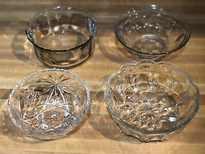 #ad Set Of 4 Small Serving Bowls Glass Excellent Condition Candy Dish Party Dish $9.50