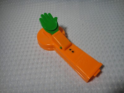 1999 Mr. Mouth Game Replacement Parts Pieces Hand Flipper Green $8.99