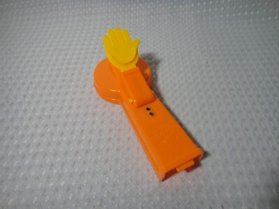 1999 Mr. Mouth Game Replacement Parts Pieces Hand Flipper Yellow $8.99