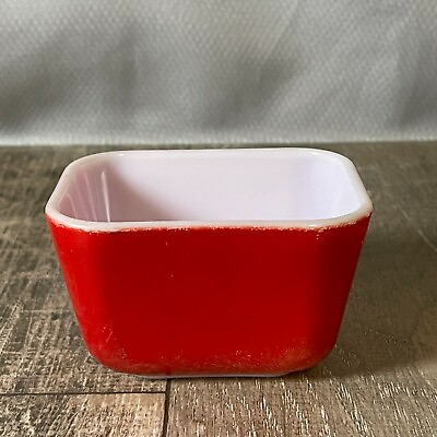 Vintage 1970#x27;s Pyrex Red 0501 Small Rectangle Dish Made in USA $17.99