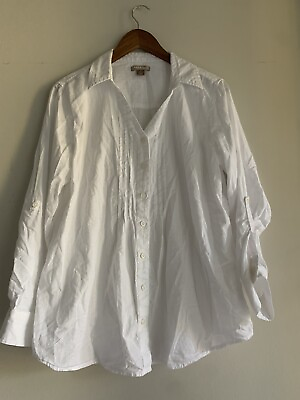 White Stag Women’s Artic White Large Button Down Roll Cuff Sleeves V Neck EUC $16.00