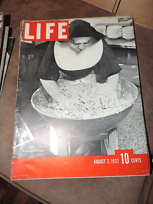 #ad VINTAGE LIFE MAGAZINE 8 2 1937 NICE ADS SISTER MAKING SALAD COVER LOOK $9.99
