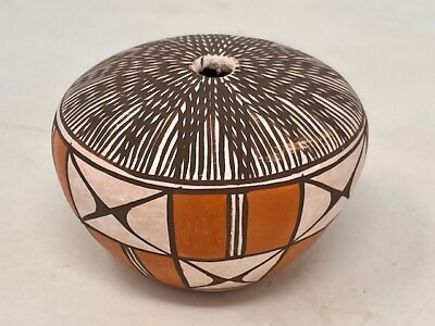 Acoma Pottery Vessel New Mexico American Indian Signed EE Extra Nice Condition $79.99