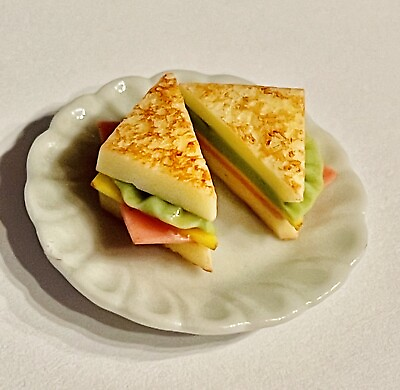 Dollhouse Miniature Sandwich Food Plate Lot 👻🧲 1 Sandwich Plate 1:6 1:12 $9.97